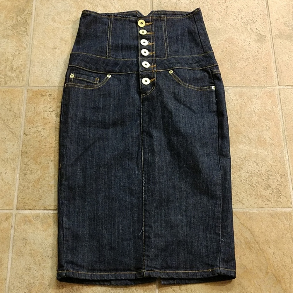 Zana Di Denim Skirt Size 3